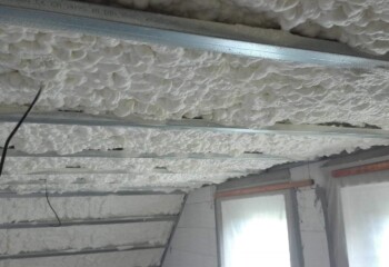 Izolace střechy, sádrokartonový záklop