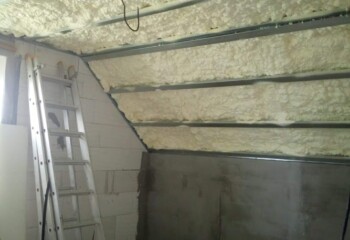 Izolace střechy, sádrokartonový záklop
