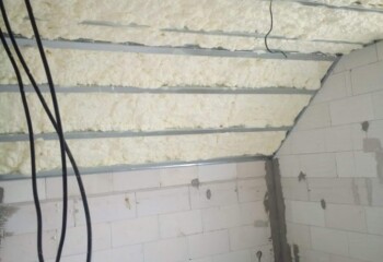 Izolace střechy, sádrokartonový záklop