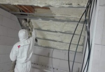 Izolace střechy, sádrokartonový záklop