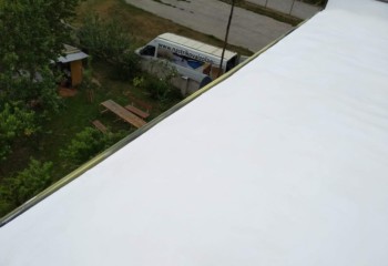 Střecha se silikonovým povrchem GacoProEco Kvalitní střecha na rodinném domě