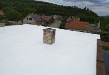 Střecha se silikonovým povrchem GacoProEco Kvalitní střecha na rodinném domě