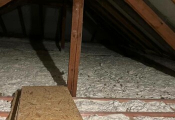 Měkká pěna + pochozí lávka Zateplení podlahy půdy